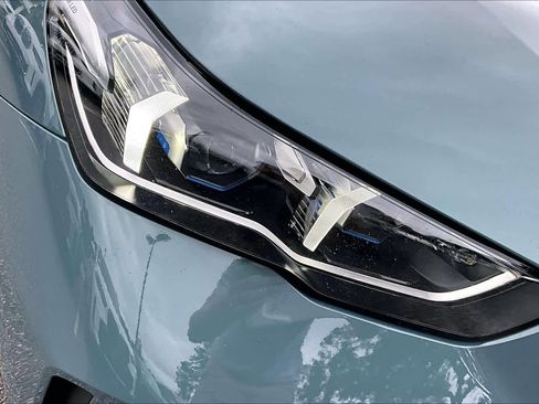 Certified 2026 BMW 530i RWD image 28
