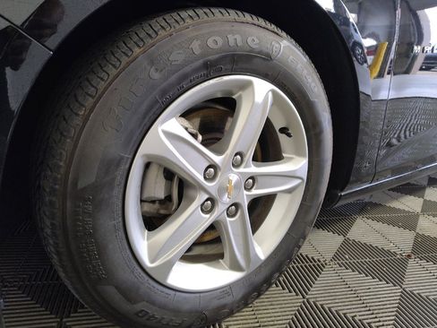 Used 2024 Chevrolet Malibu LS FWD image 31
