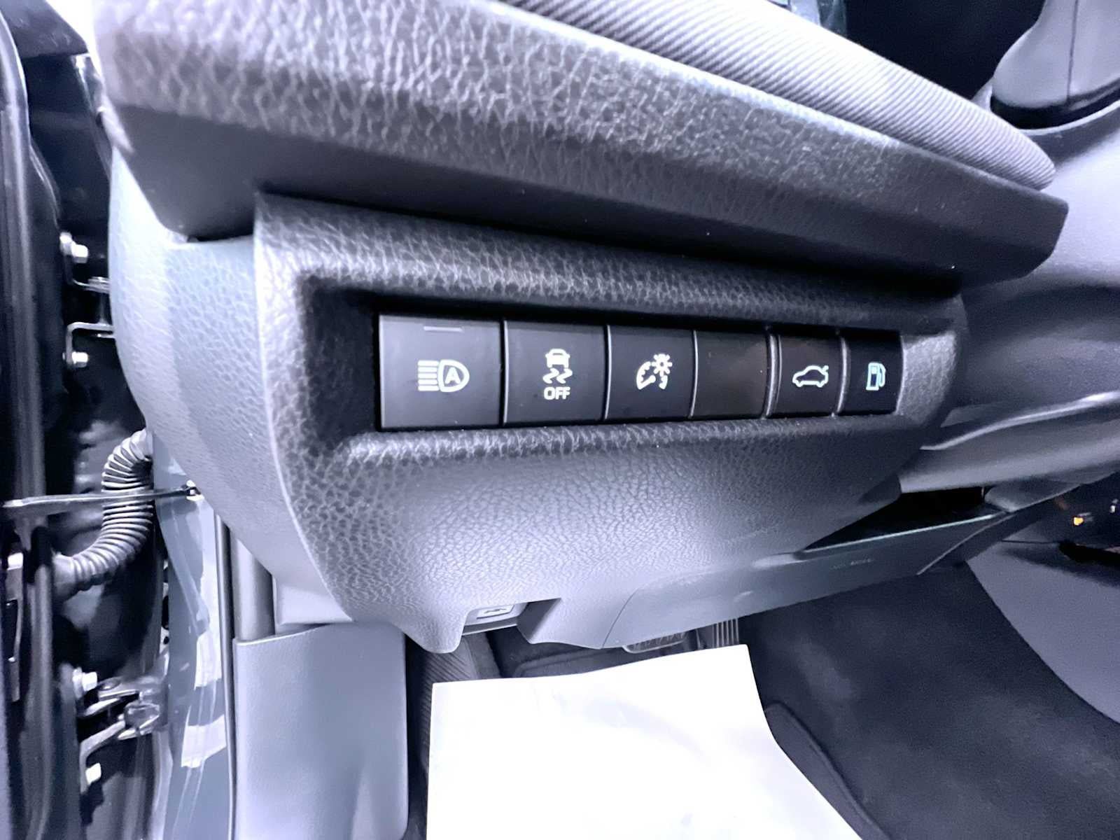 Used 2026 Toyota Camry LE FWD image 16