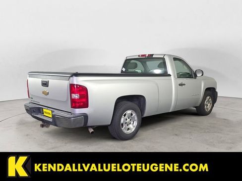 Used 2010 Chevrolet Silverado 1500 W/T RWD image 2