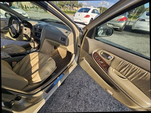 Used 2000 INFINITI I30 image 17