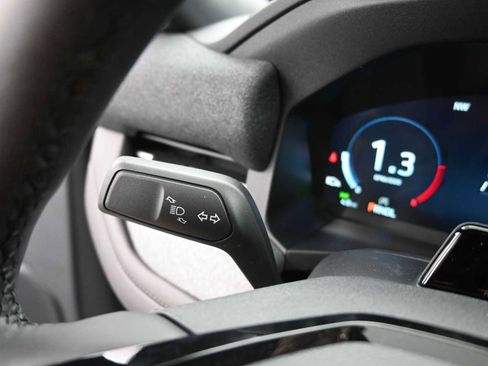 New 2026 Ford Explorer Platinum image 30