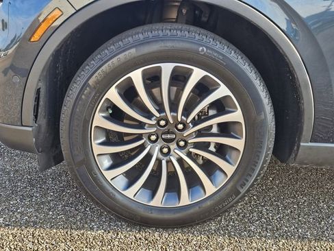 Used 2024 Lincoln Aviator Reserve w/ Equipment Group 201A image 32