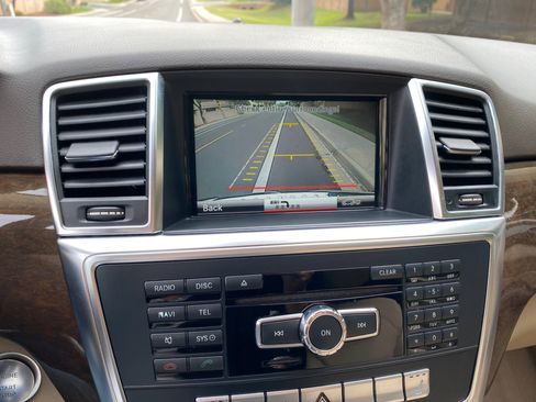 Used 2015 Mercedes-Benz ML 350 2WD w/ Premium 1 Package image 72