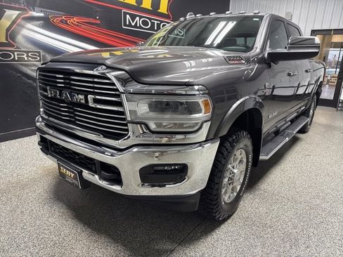 Used 2019 RAM 3500 Laramie image 2