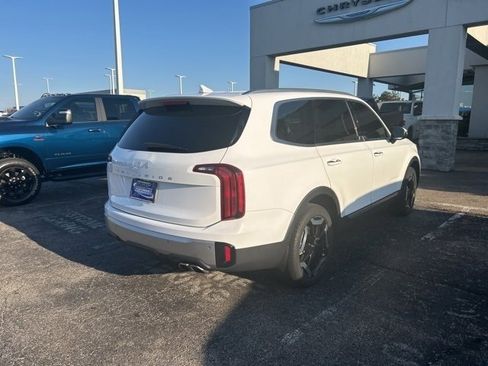 Used 2023 Kia Telluride S w/ S Sunroof Package image 5
