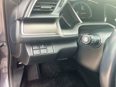 Used 2019 Honda Civic EX image 10