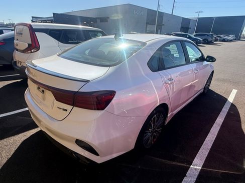 Certified 2023 Kia Forte GT-Line image 3