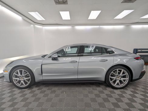 Certified 2025 Porsche Panamera image 2
