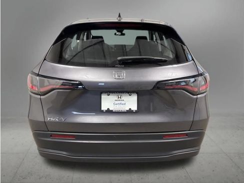 Certified 2024 Honda HR-V LX image 5