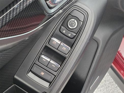 Used 2019 Subaru Crosstrek 2.0i Limited w/ Moonroof Package w/Navigation image 25