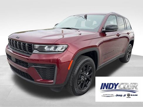 New 2026 Jeep Grand Cherokee Altitude AWD/4WD image 1