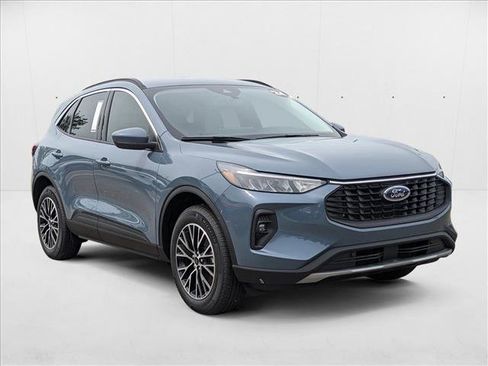 New 2024 Ford Escape SE image 7