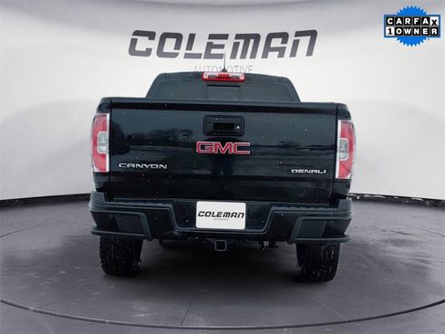 Used 2018 GMC Canyon Denali image 4