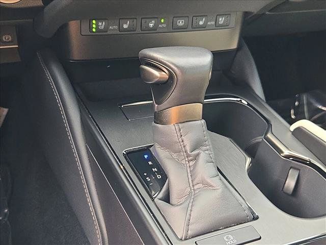 Used 2025 Lexus ES 350 w/ Premium Package FWD image 12