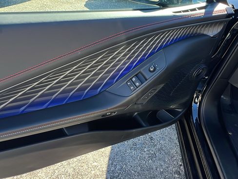 Used 2024 Dodge Charger R/T w/ Plus Group image 15