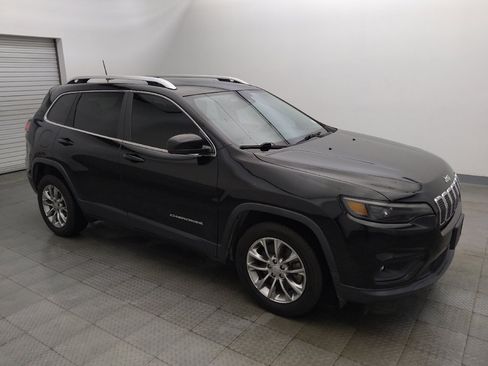 Used 2021 Jeep Cherokee Latitude Plus FWD image 11