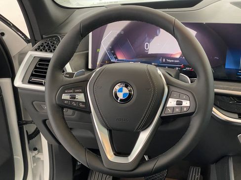 New 2026 BMW X5 xDrive40i w/ Premium Package image 17