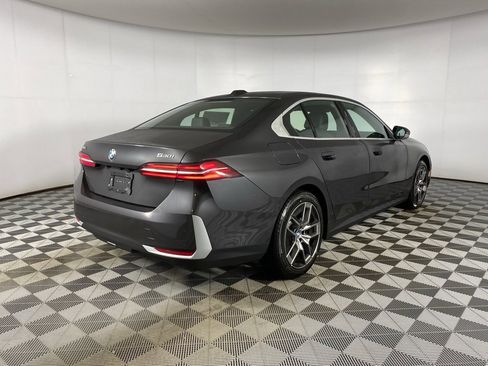 New 2026 BMW 530i xDrive w/ Premium Package image 24