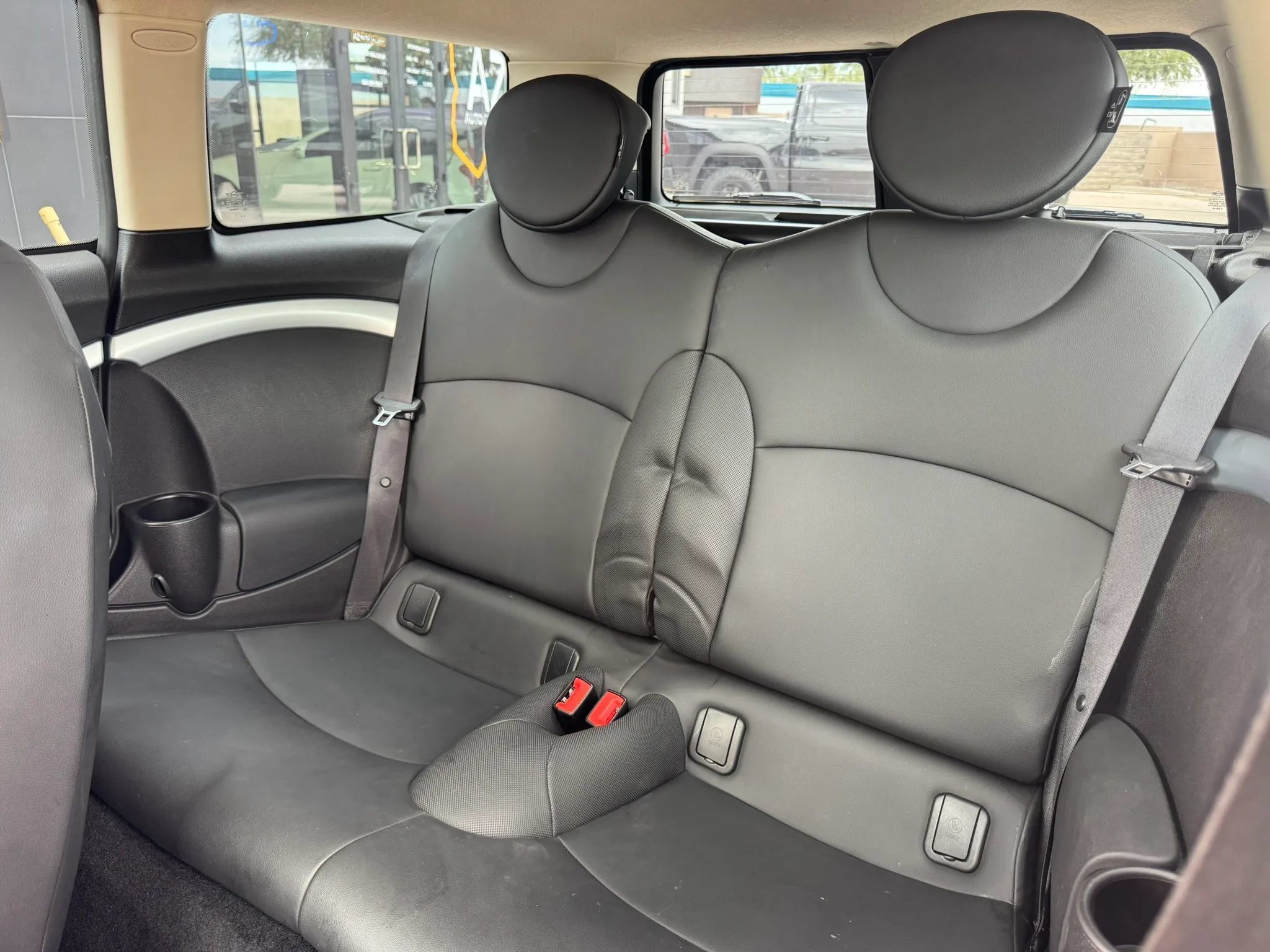 Used 2012 MINI Cooper Clubman FWD image 27