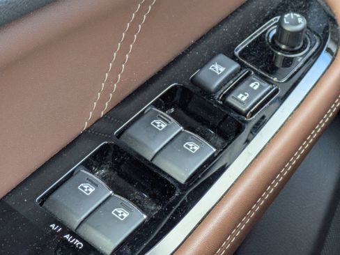 Used 2019 Subaru Outback 2.5i Touring image 22