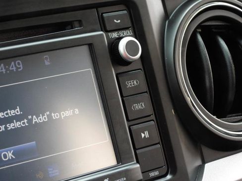 Used 2019 Toyota Tacoma SR5 RWD image 51