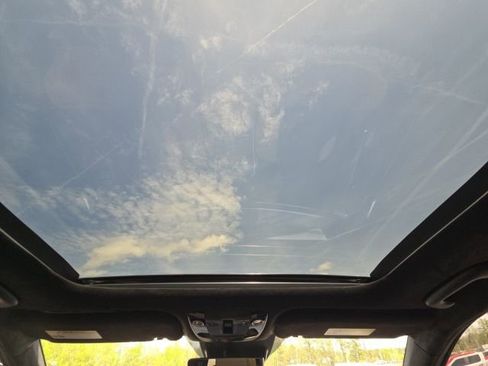 Used 2024 Kia Sorento SX Prestige w/ Olive Brown Leather Package image 50