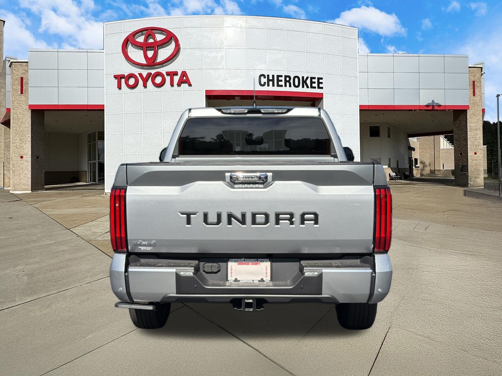 Used 2025 Toyota Tundra Limited AWD/4WD image 6
