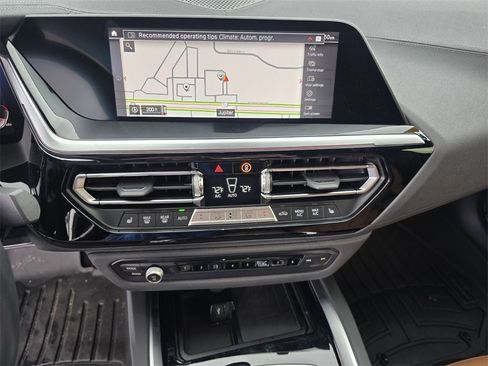 Certified 2022 BMW Z4 M40i w/ Premium Package image 19