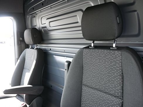 Used 2026 Mercedes-Benz Sprinter 2500 image 5