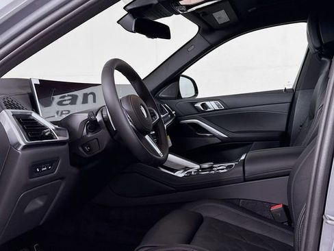 New 2026 BMW X6 xDrive40i w/ Climate Comfort Package image 9