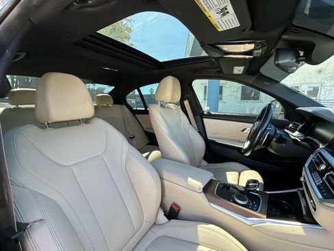Used 2019 BMW 330i xDrive Sedan w/ Premium Package image 26