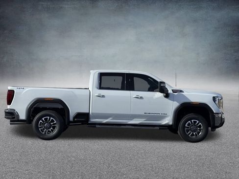New 2026 GMC Sierra 2500 SLE image 2