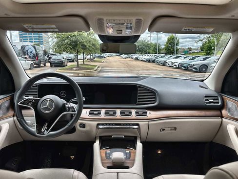 Used 2024 Mercedes-Benz GLE 350 4MATIC image 20