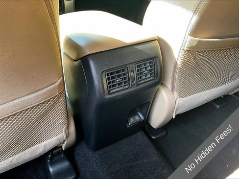 Used 2022 Toyota 4Runner SR5 AWD/4WD image 28