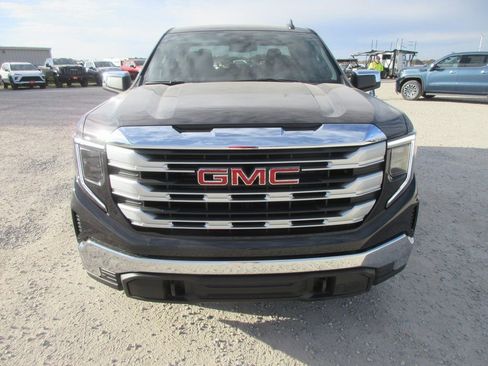 New 2026 GMC Sierra 1500 SLE AWD/4WD image 10