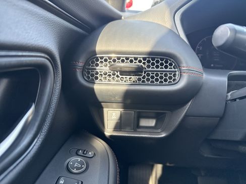 Used 2023 Honda HR-V Sport image 25