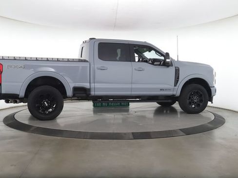 Used 2025 Ford F250 Lariat w/ Lariat Ultimate Package AWD/4WD image 6