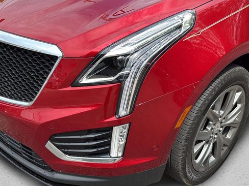 Used 2021 Cadillac XT5 Sportv AWD/4WD image 10