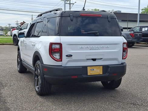 Certified 2023 Ford Bronco Sport Outer Banks AWD/4WD image 8