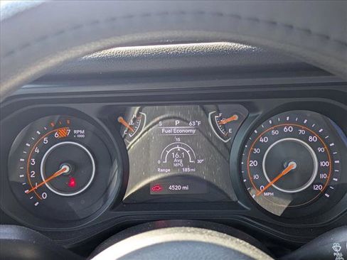 Used 2025 Jeep Wrangler Sport image 9
