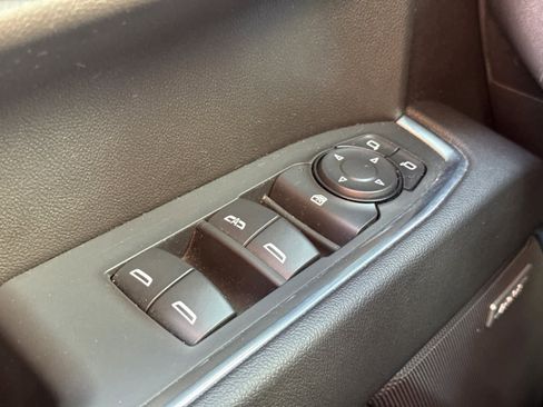 Used 2024 Chevrolet Silverado 1500 LT Trail Boss w/ Convenience Package II image 22