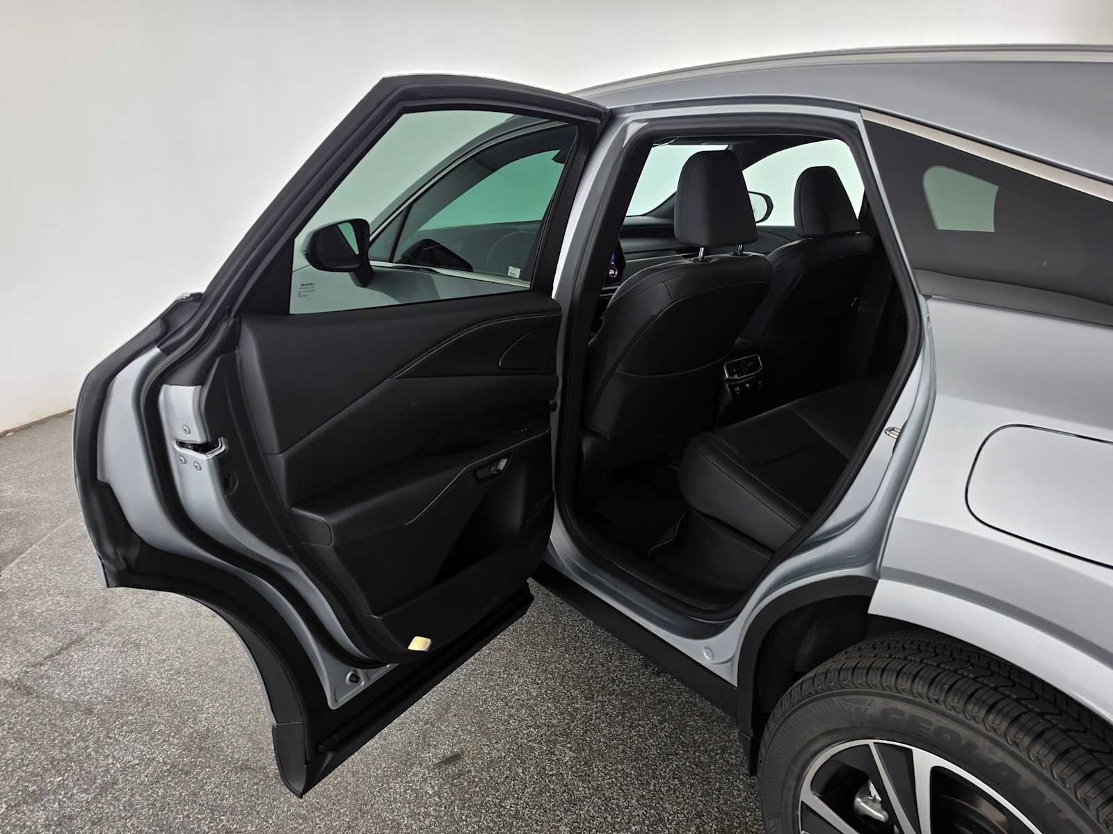 Used 2023 Lexus RX 350 Premium w/ Accessory Package (Z1) FWD image 15