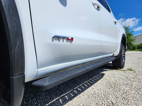 Used 2021 GMC Sierra 1500 AT4 w/ AT4 Premium Package AWD/4WD image 5