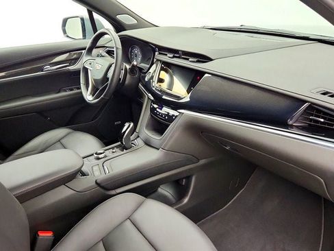 Used 2024 Cadillac XT6 Sport w/ Technology Package AWD/4WD image 26
