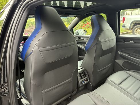 Used 2024 Volkswagen Golf R AWD/4WD image 13