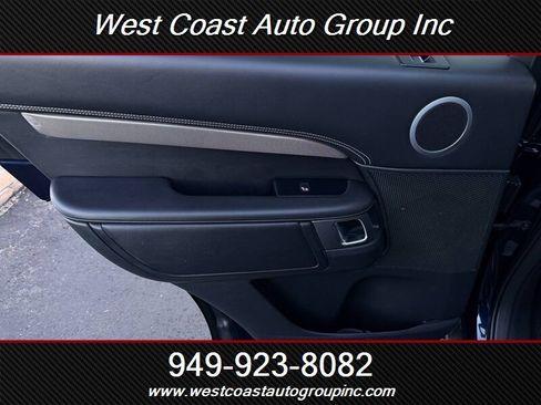 Used 2020 Land Rover Discovery HSE image 19