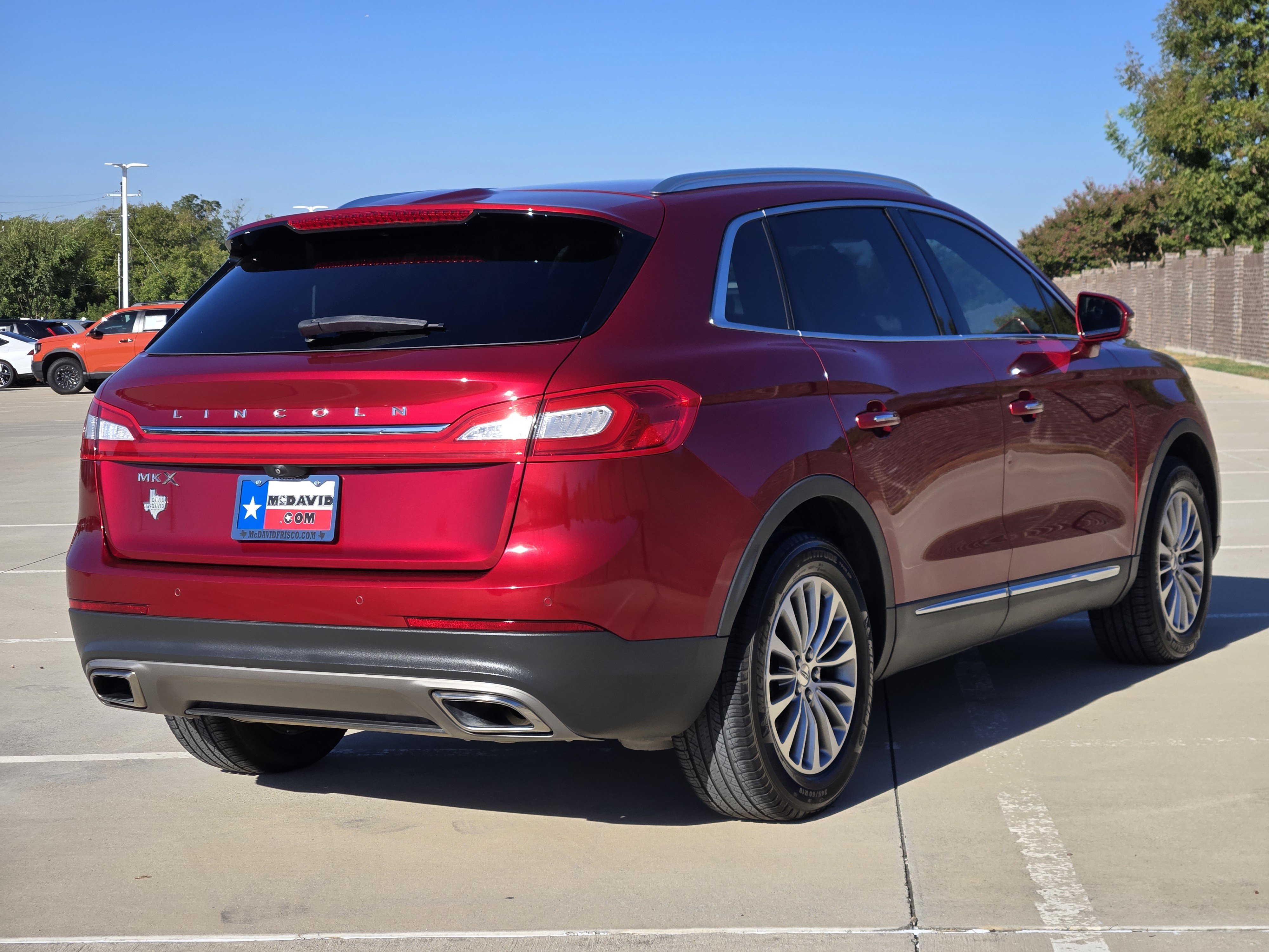 Used 2018 Lincoln MKX Select w/ Select Plus Package FWD image 6