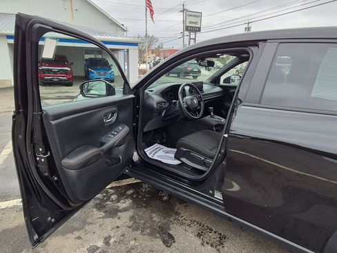 Used 2023 Honda HR-V Sport image 10