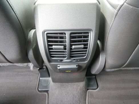 Used 2015 Ford Escape Titanium image 18